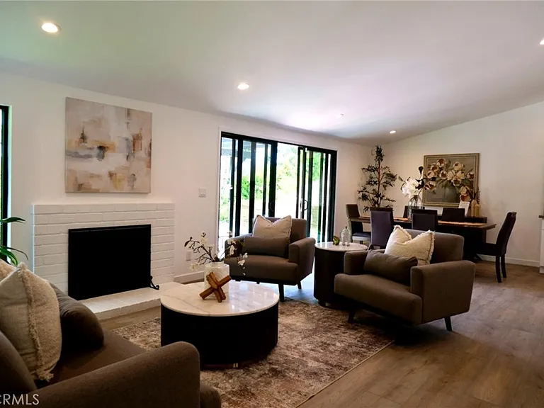 5703 McDonie Ave — Photo 6