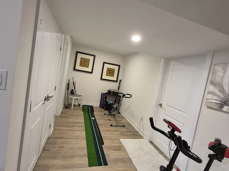 9150 Willoughby Dr #40 — Photo 32