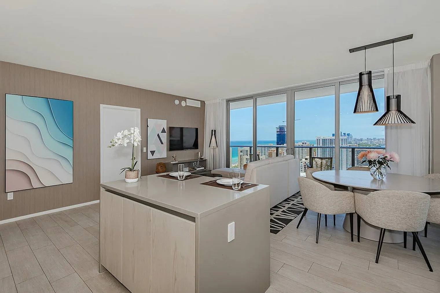 3 bed, 2.0 bath, 990 sqft, $6,968 — Photo 1