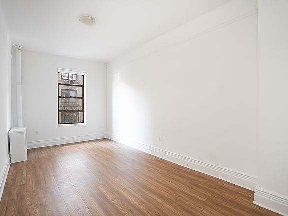 3rd image of 840 W End Ave APT 5D
