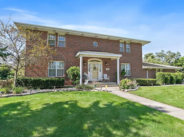 15410 Le Claire Ave, Oak Forest, IL 60452
