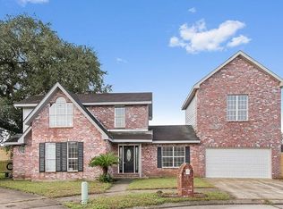 7818 Darleen Ct, New Orleans, LA 70128