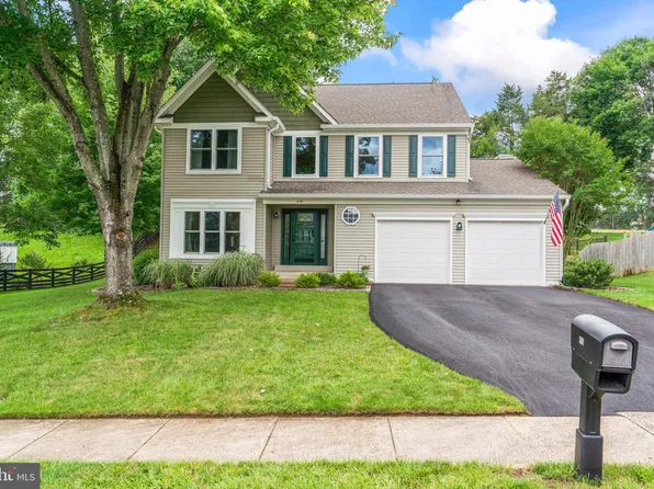 478 Devon Dr, Warrenton, VA 20186