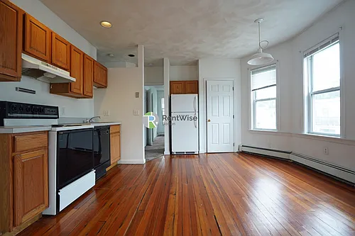 58 Mansfield St #3 Photo 1
