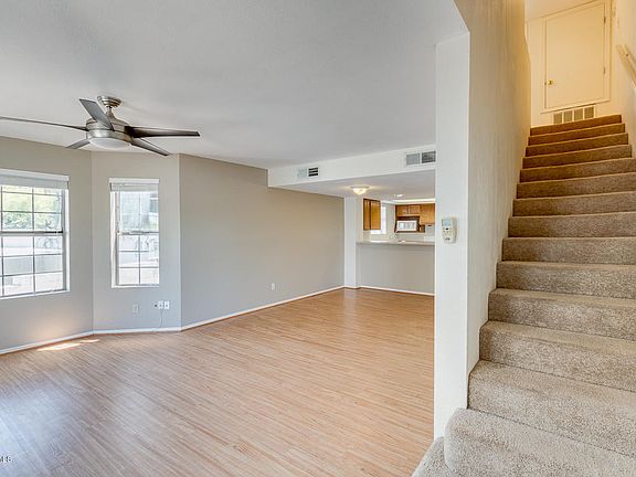 4th image of 1505 N Center St Unit 212