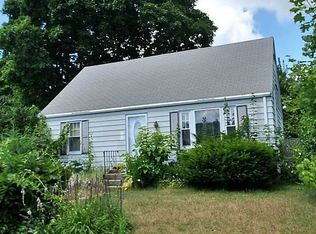 10 Whitman St, Coventry, RI 02816