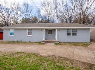 69 Carolane Dr, Jackson, TN 38305