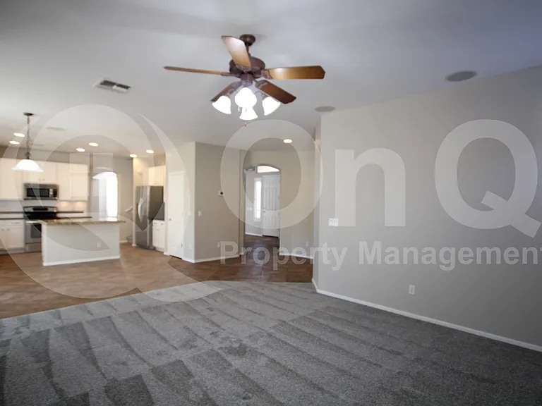 27807 N 59th Dr — Photo 4