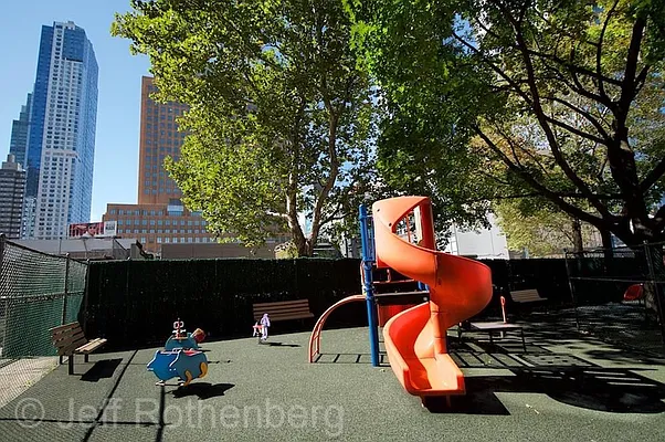 Sold by Level Group | media 14