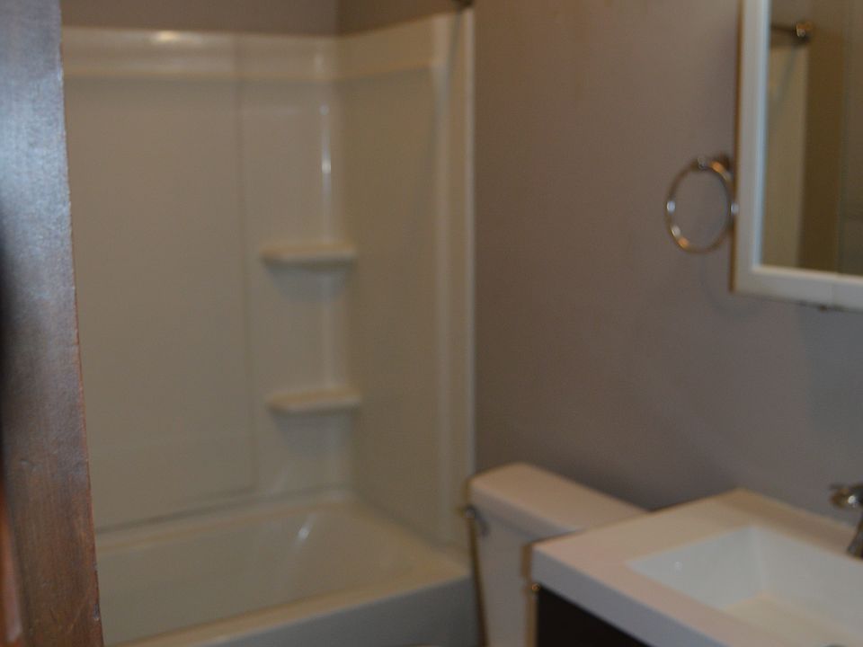 Bathroom with tub/shower combo