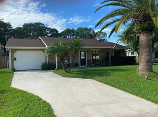 6474 SE Vista Ave, Stuart, FL 34997