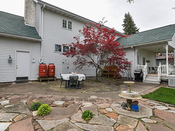 2nd image of 202 Coover Ave