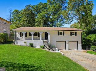 2419 Greenway Dr, Decatur, GA 30035