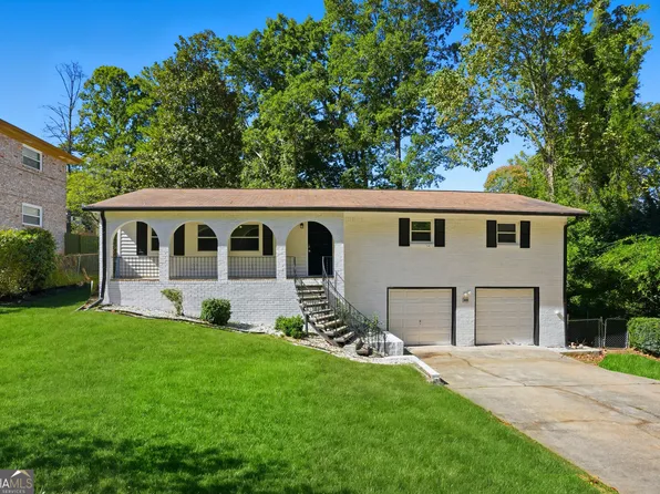 2419 Greenway Dr, Decatur, GA 30035