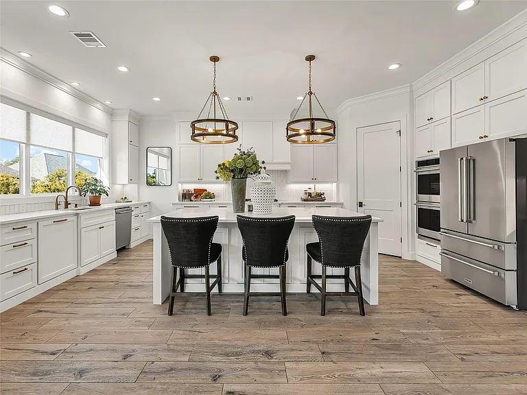 2033 Pebble Bend Dr — Photo 13