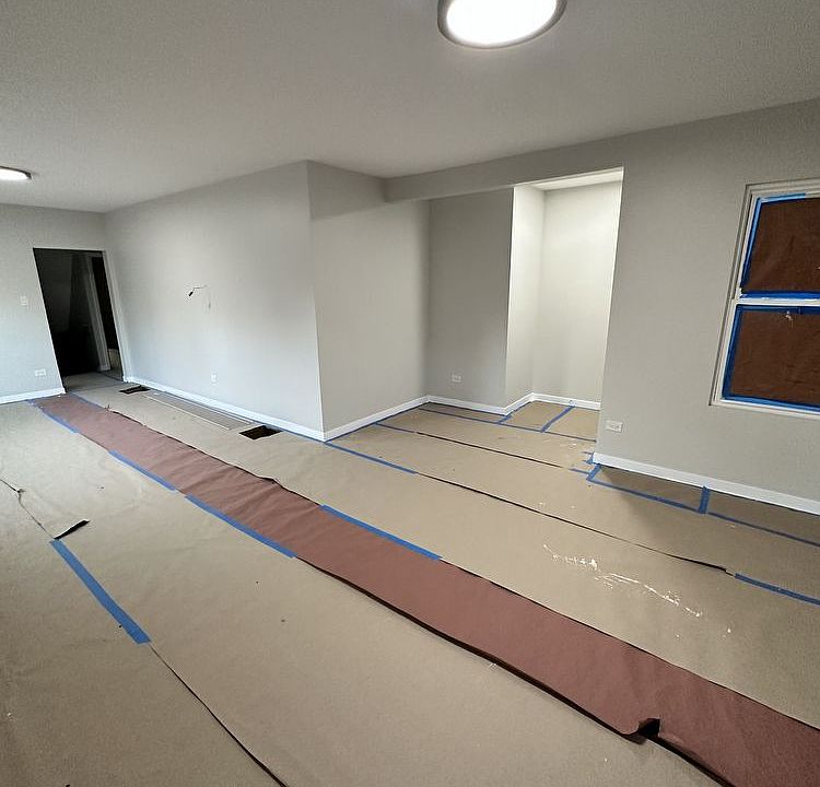 1st image of 8950 S Lowe