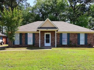 920 Excelsior Dr, Montgomery, AL 36117