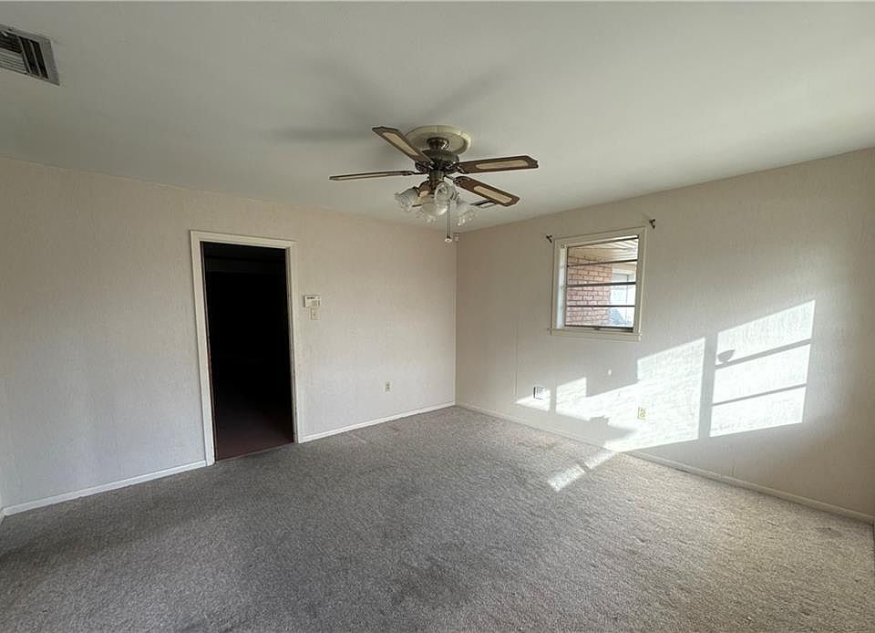 37 Gretna Blvd, Gretna, LA 70053 Zillow