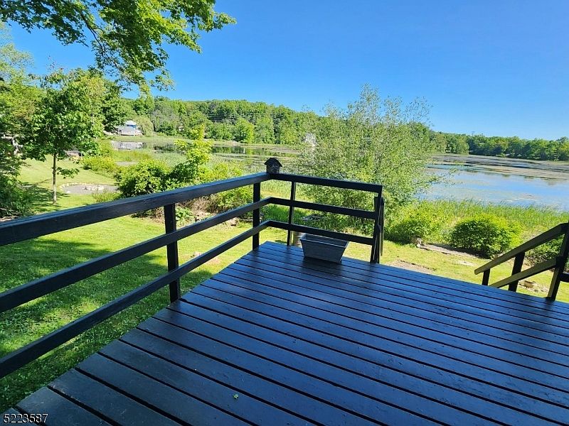 11 Lake St, Highland Lakes, NJ 07422 Zillow