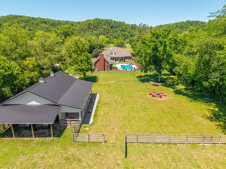 5122 Old Harding Rd — Photo 8