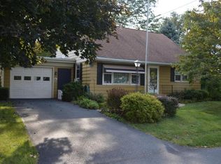 63 Circle Dr, Manheim, PA