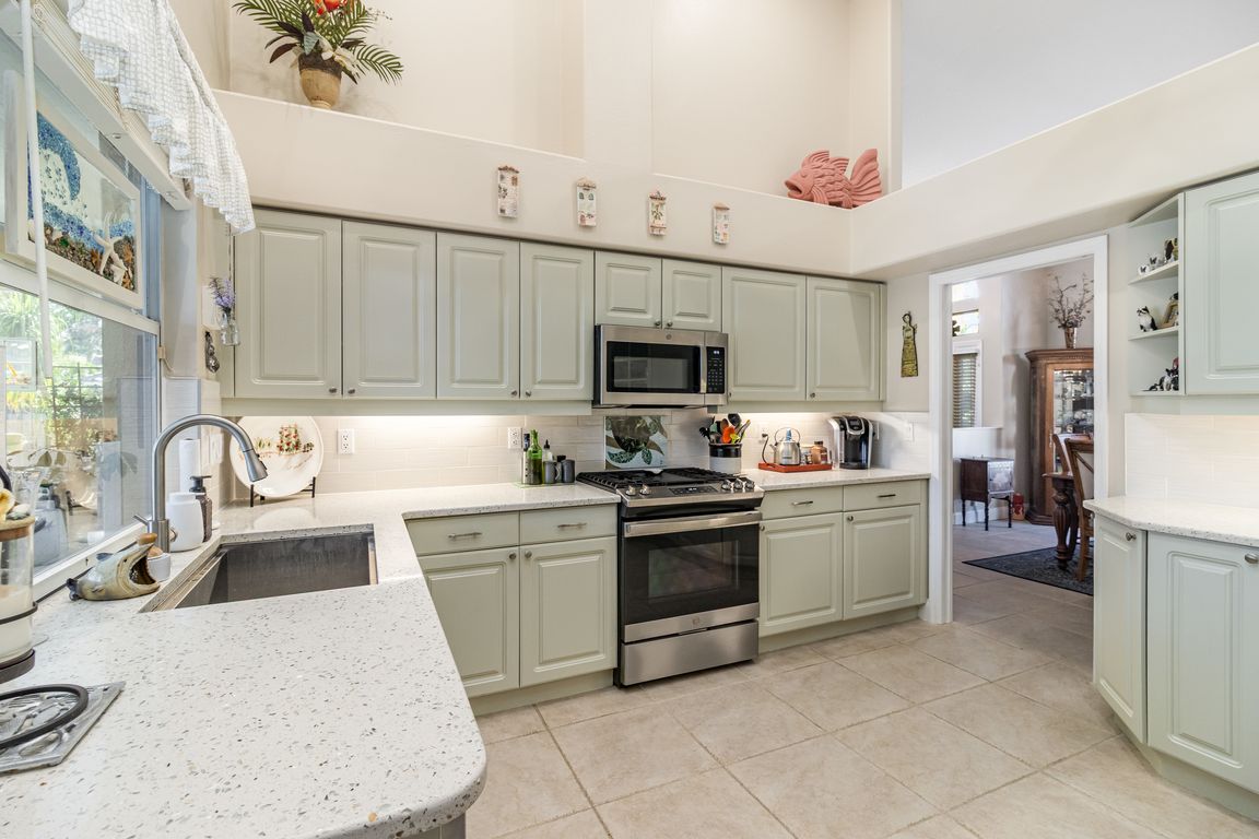 next background image