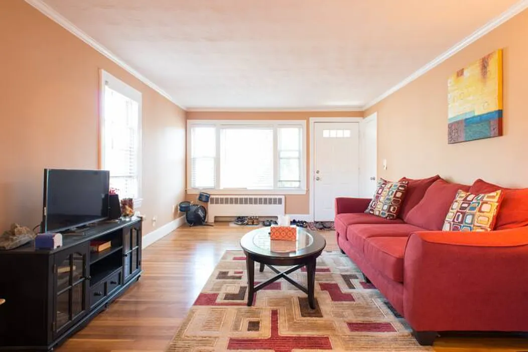 45 Moraine St — Photo 4