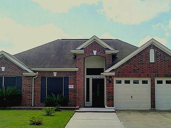 2nd image of 11006 Oakwood Dr