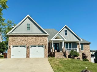 146 Hawthorne Dr, Winchester, KY 40391