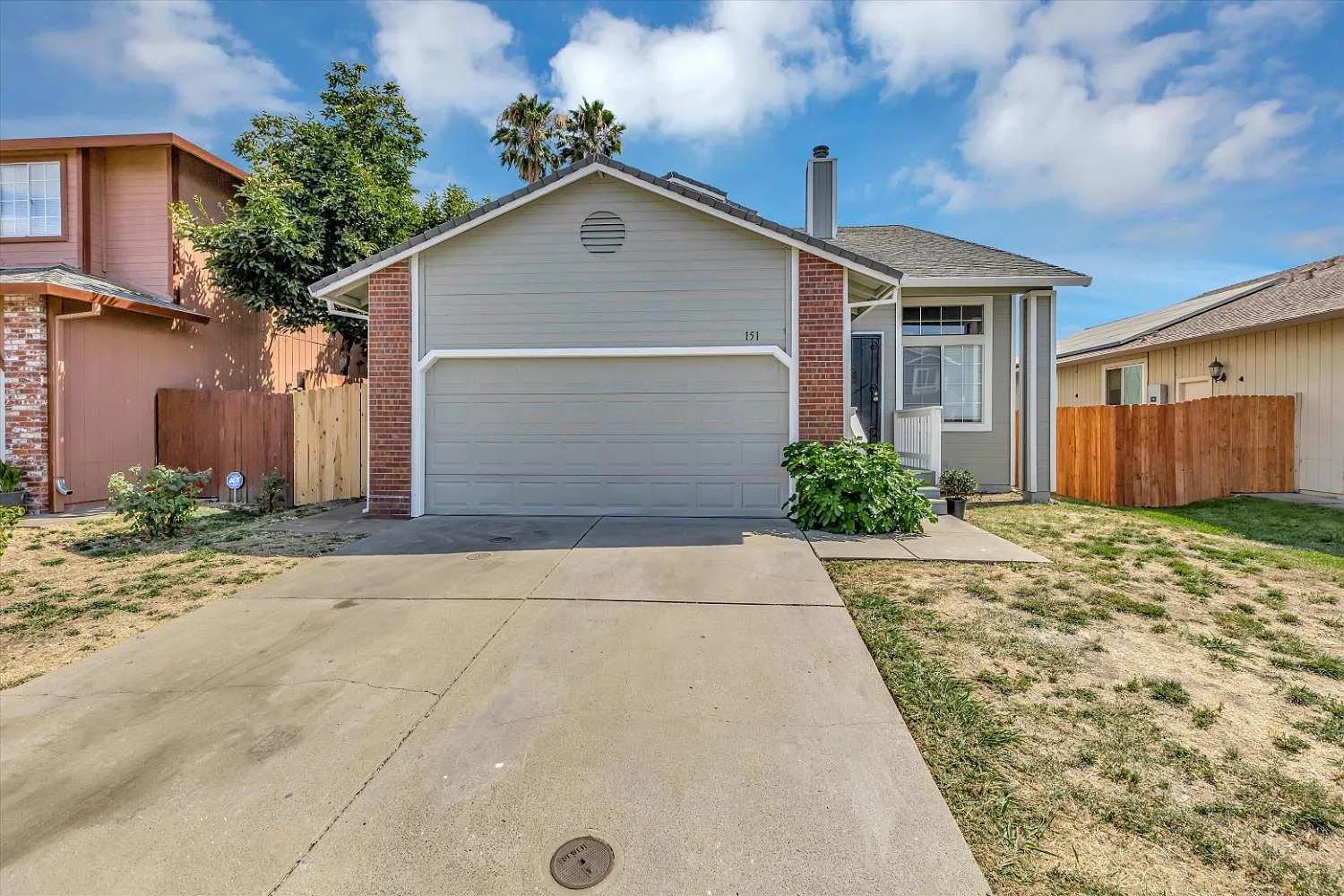 151 Creekside Cir photo 1