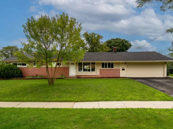 585 Newark Ln, Hoffman Estates, IL 60169