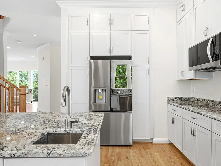 5116 Shore Dr — Photo 44