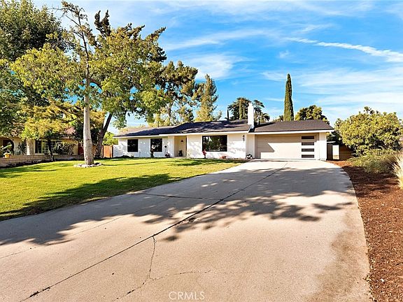 2nd image of 467 Lee Ave