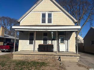 717 Hillyer St, Pekin, IL 61554