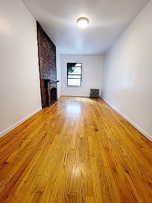 1st image of 335 W 29th St #D4