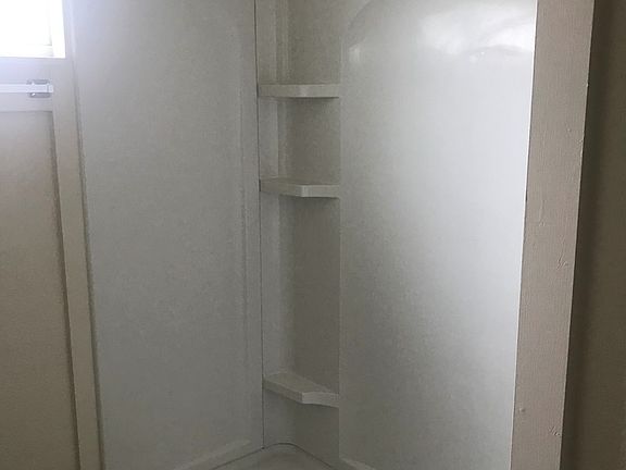 5th image of 734 Hardin Rd APT 7