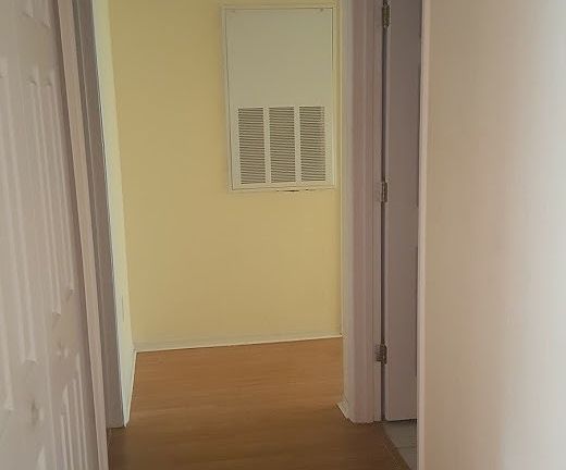 4th image of 13827 Fairway Island Dr APT 1221