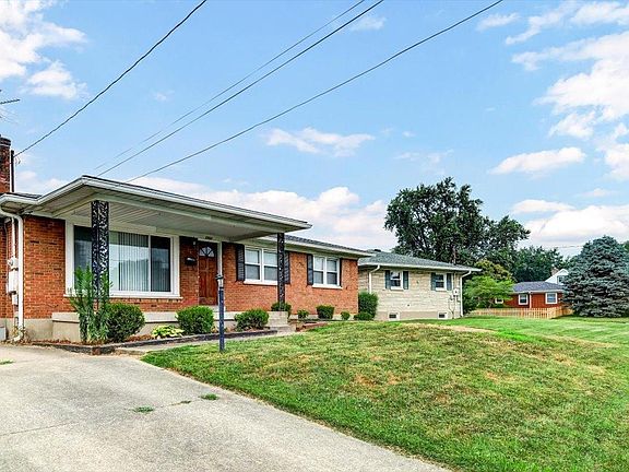 3rd image of 2802 Parklawn Dr