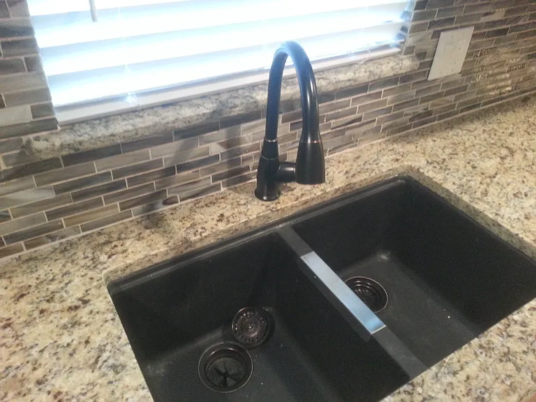 921 Harvest Glen Dr — Photo 3