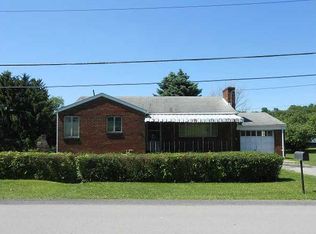 105 Arlington Dr, Canonsburg, PA 15317