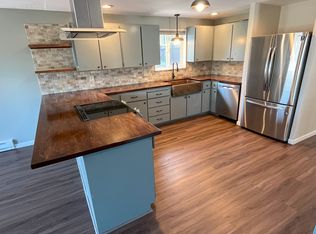 103 E Morris Rd, Coupeville, WA 98239