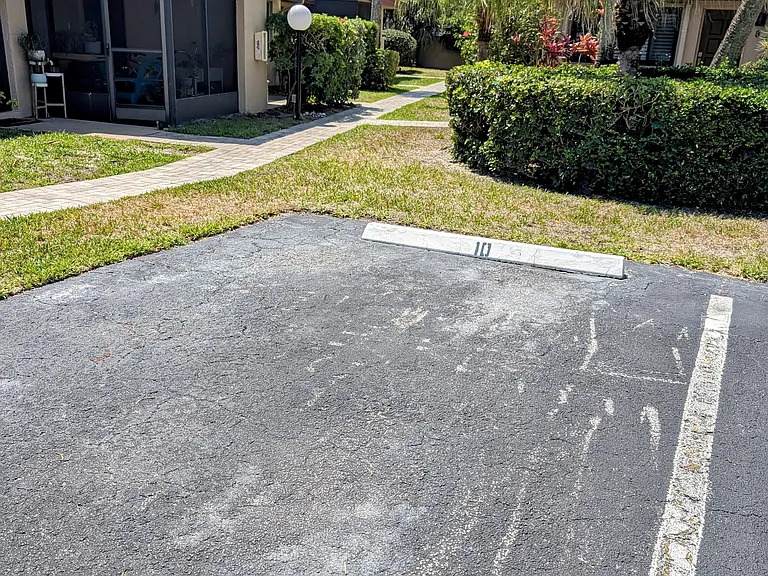 1145 Shannon Ave N #10 — Photo 5