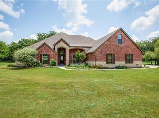 110 Falling Star Ct, Weatherford, TX 76088