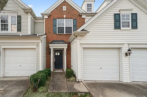 8223 Pilots View Dr Photo 1