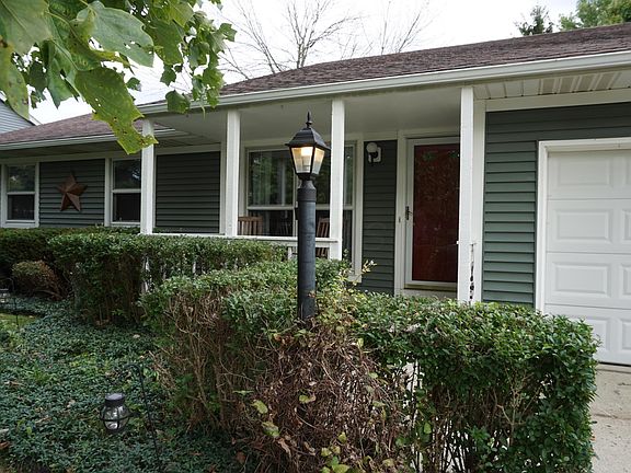 3rd image of 4824 Augustus Ct