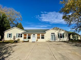 163 S 8000th Rd W, Kankakee, IL 60901