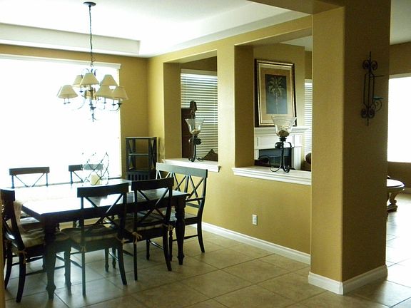 4th image of 42572 Sherry Ln