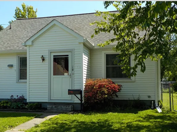18 West St, Erie, PA 16428