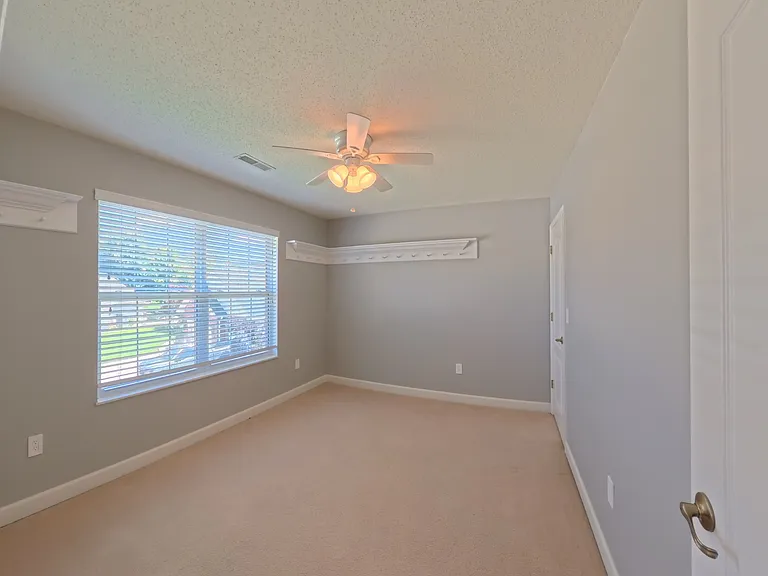 308 Windsor Forrest Rd — Photo 29