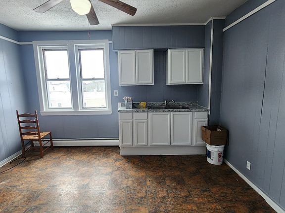 5th image of 1146 E Lovejoy St #3A